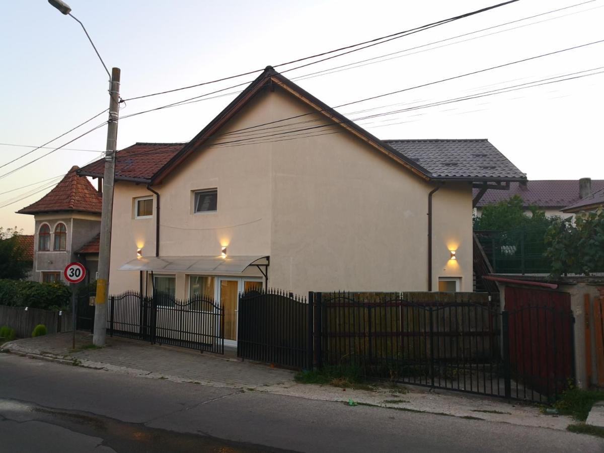 Curtea de Argeş Tourist B&C酒店 外观 照片